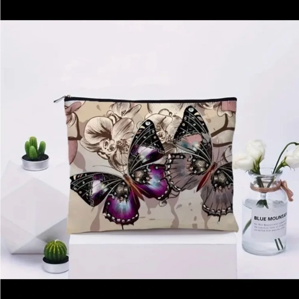 New! Butterflies Pattern Cosmetic Bag Makeup Bag, Zipper Pouch, Lightweight
